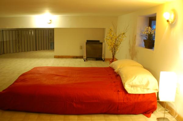 loft area with double bed (4th sleeping area)