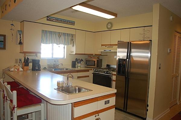 Large fully electric kitchen is well equipped