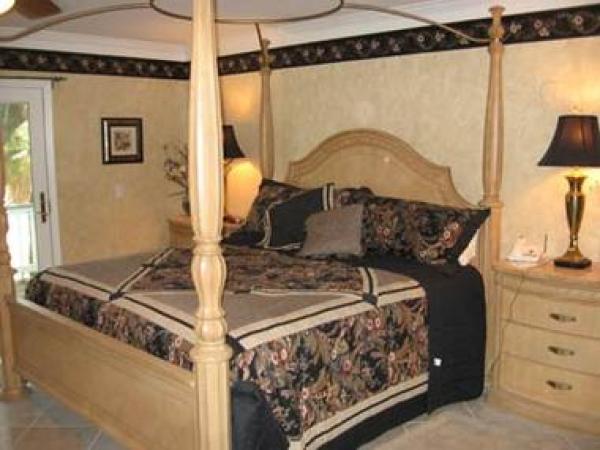 !st Floor Master Bedroom