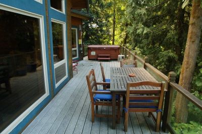 Mt Baker cabin #7 deck