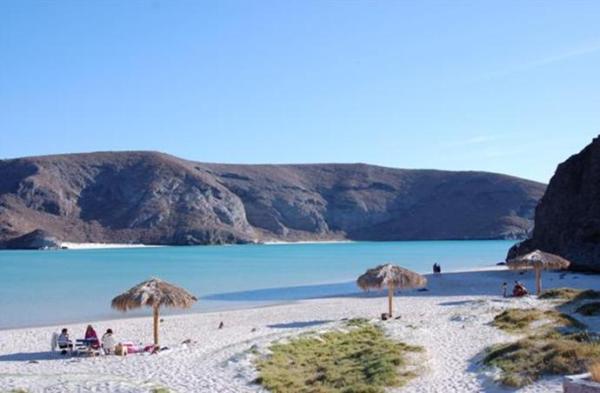 Ballandra - Place of 7 white sandy beaches