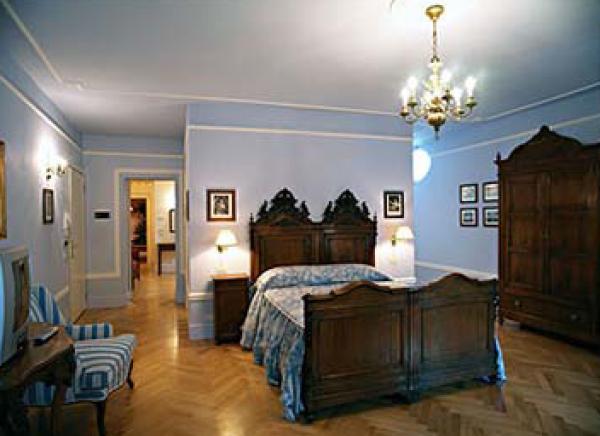 Suites Ortensia Master Bedroom