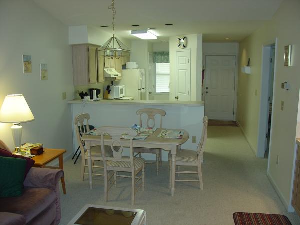 Kitchen and Dinning Area