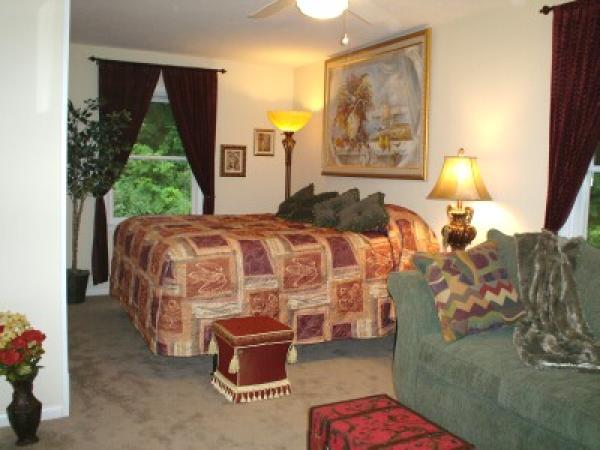 Tunscay Bedroom w/King Bed, Love Seat, TV/DVD/VCR