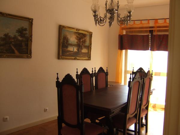 DINNING AREA IN TOP APARTMENT