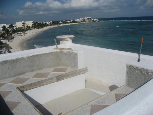 Playa Blanca Roof Patio