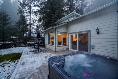 Hot Tub and Patio 