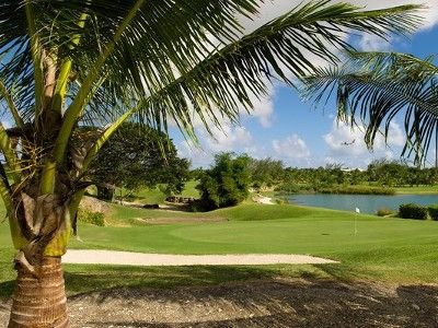 Barbados villa near golf course