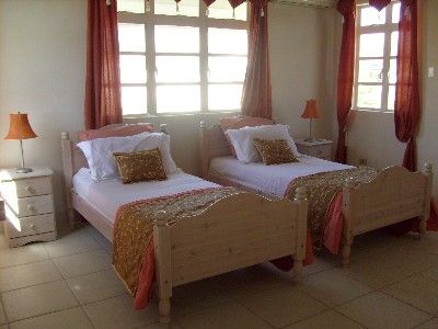 Barbados villa twin bedroom
