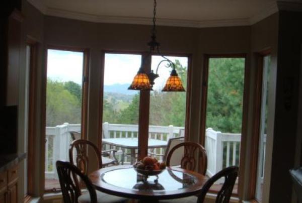 Breakfast Nook with Deck & Mountain View