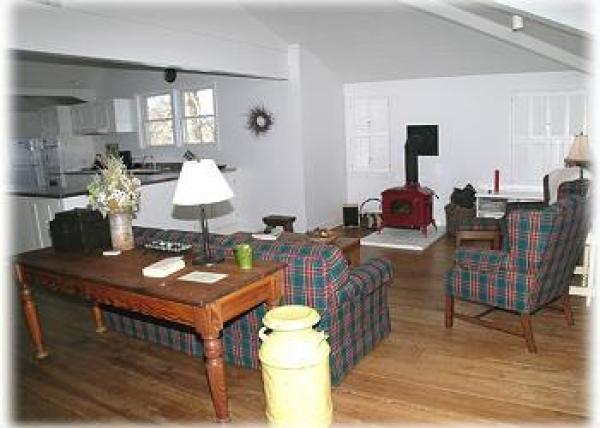 Another view of the living room 