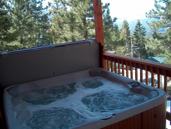 Hot Tub on Balcony with Lake View