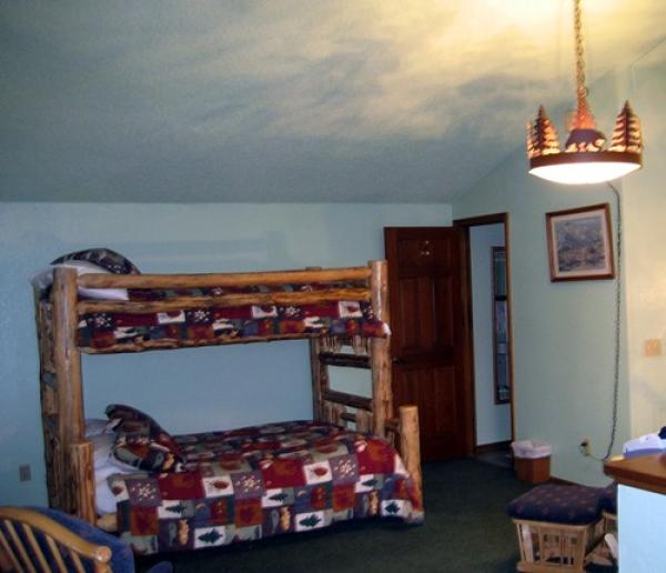 Bunk Bedroom