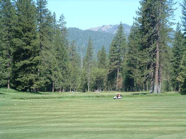 Wawona Golf Course - 1 mile from home