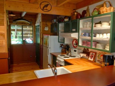 Mt. Baker Rim Cabin kitchen