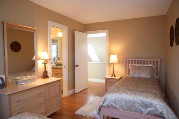 Twin room has 2 twin beds & large walk-in closet