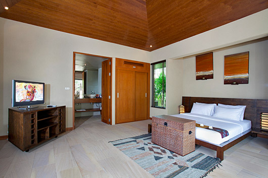 Thailand 5 Bedroom Vacation Rental Villa