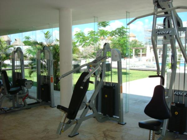 Workout machines on the gym