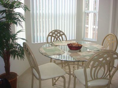 Villa Dining room table and chairs