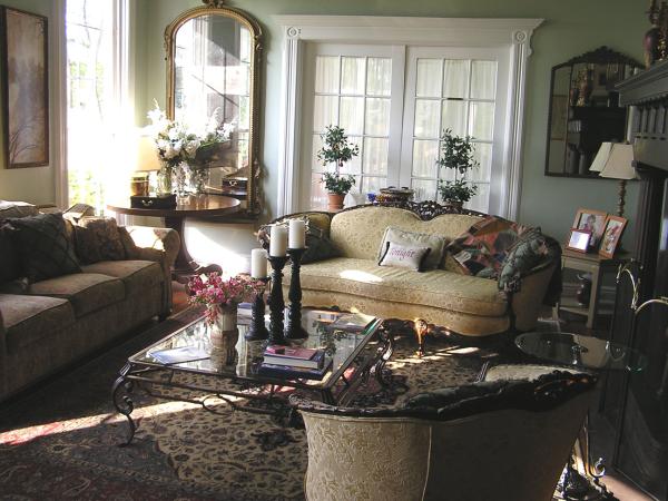 Shorecrest Living Room