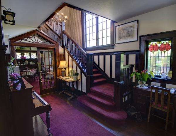 Staircase and doorway leading to Dining Room