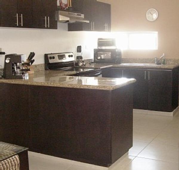 Fully equipped, Granite counter tops Kitchen