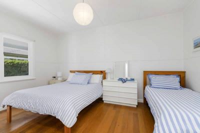 Bundella - beach house bedroom