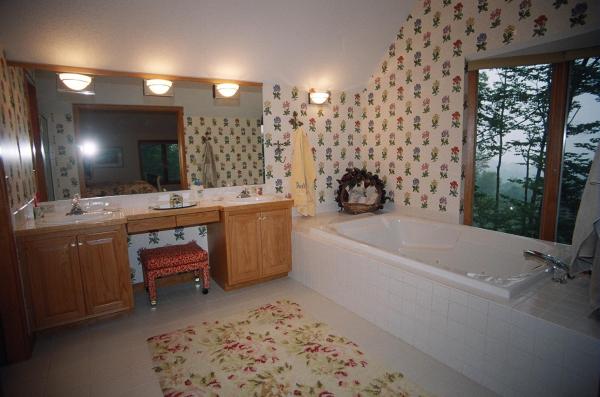 One of five and one half luxurious bathrooms