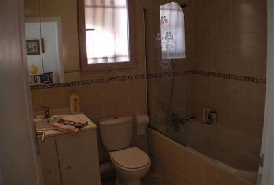 Bath and shower room