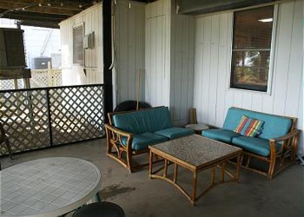 screen porch downstairs on beach side