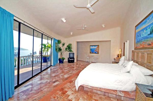 Acapulco Master Suite - 45 Foot Terrace