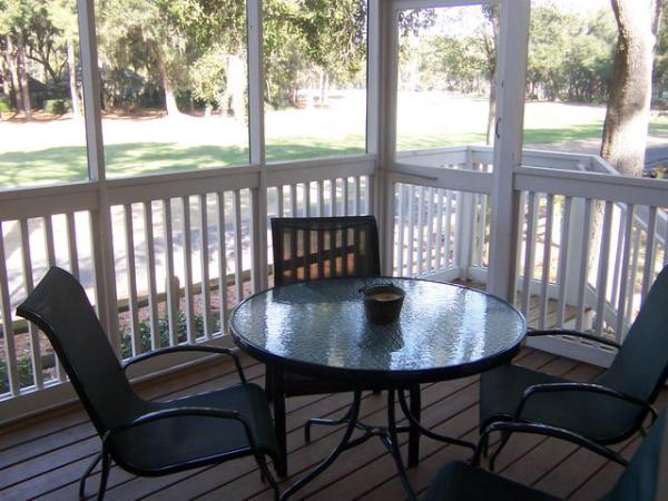 Screened-in porch on the golf course