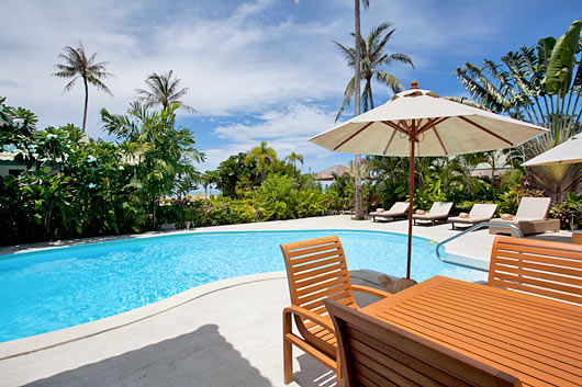 Pattaya, Thailand Villa pool beside beach