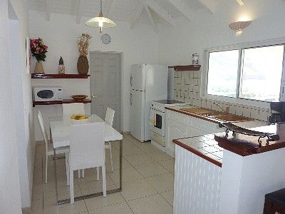 Kitchen with breakfast table