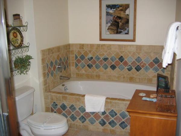 jetted tub in master bathroom