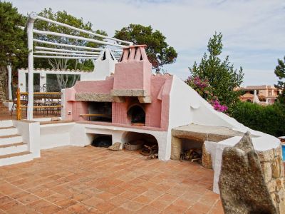 Villa Brigantina patio with BBQ area