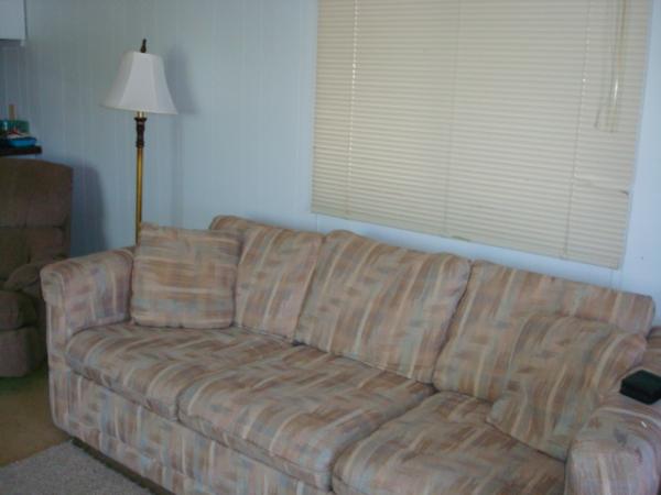Queen Size Pull out Sofa