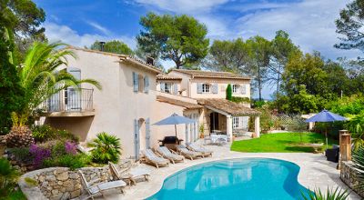 Romantic villa on the French Riviera