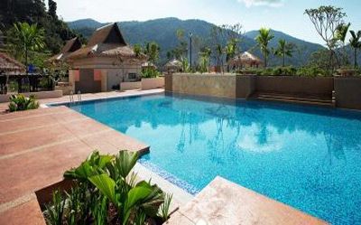 Alila pool
