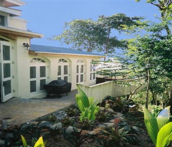 Side deck area