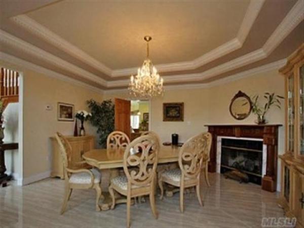 Dining with Fire Place