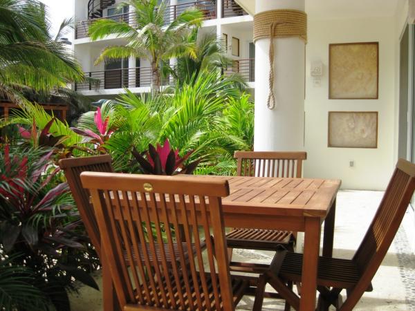 Private patio with outdoor seating, plus Hammock