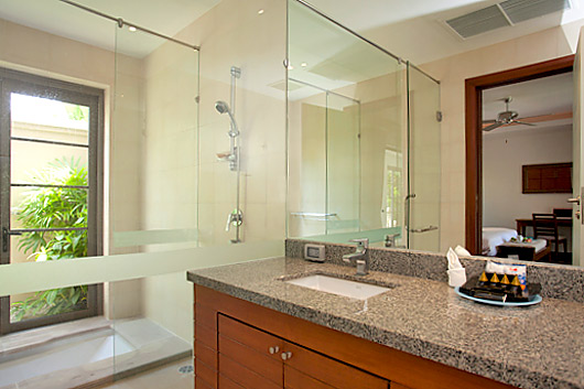 Bang Tao Beach Vacation Rentals