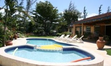 Runaway Bay, St. Ann, Vacation Rental House