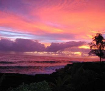 Beautiful Hawaiian sunrises over the Pacific Ocean