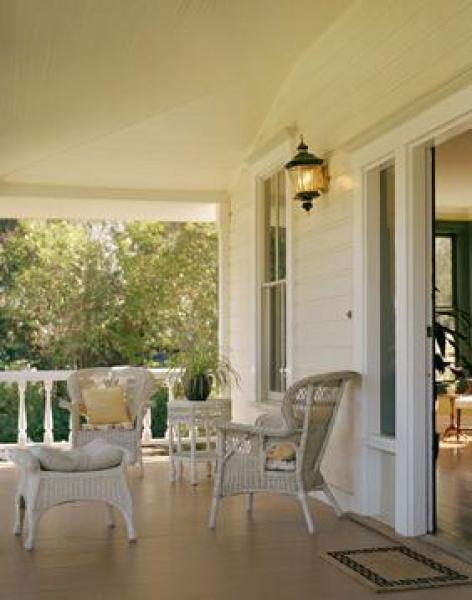 Open Sitting Area