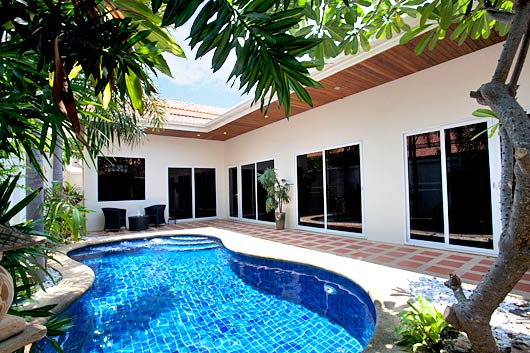 Pratumnak Hill, Pattaya, Vacation Rental Villa