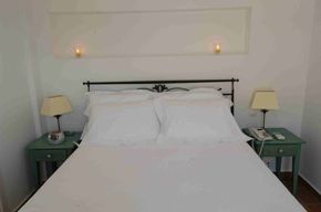 Levante Villa bedroom1