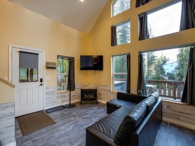 Glacier, Washington, Vacation Rental Cabin