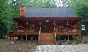 Helen, Georgia, Vacation Rental Cabin